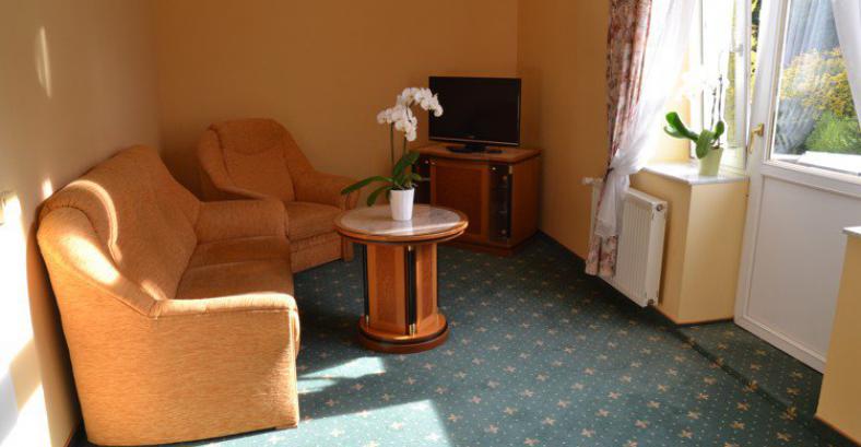 ELISKA HOTEL