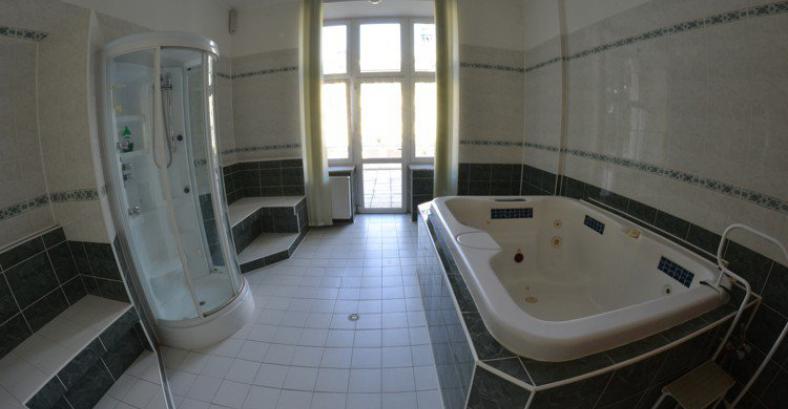 ELISKA HOTEL